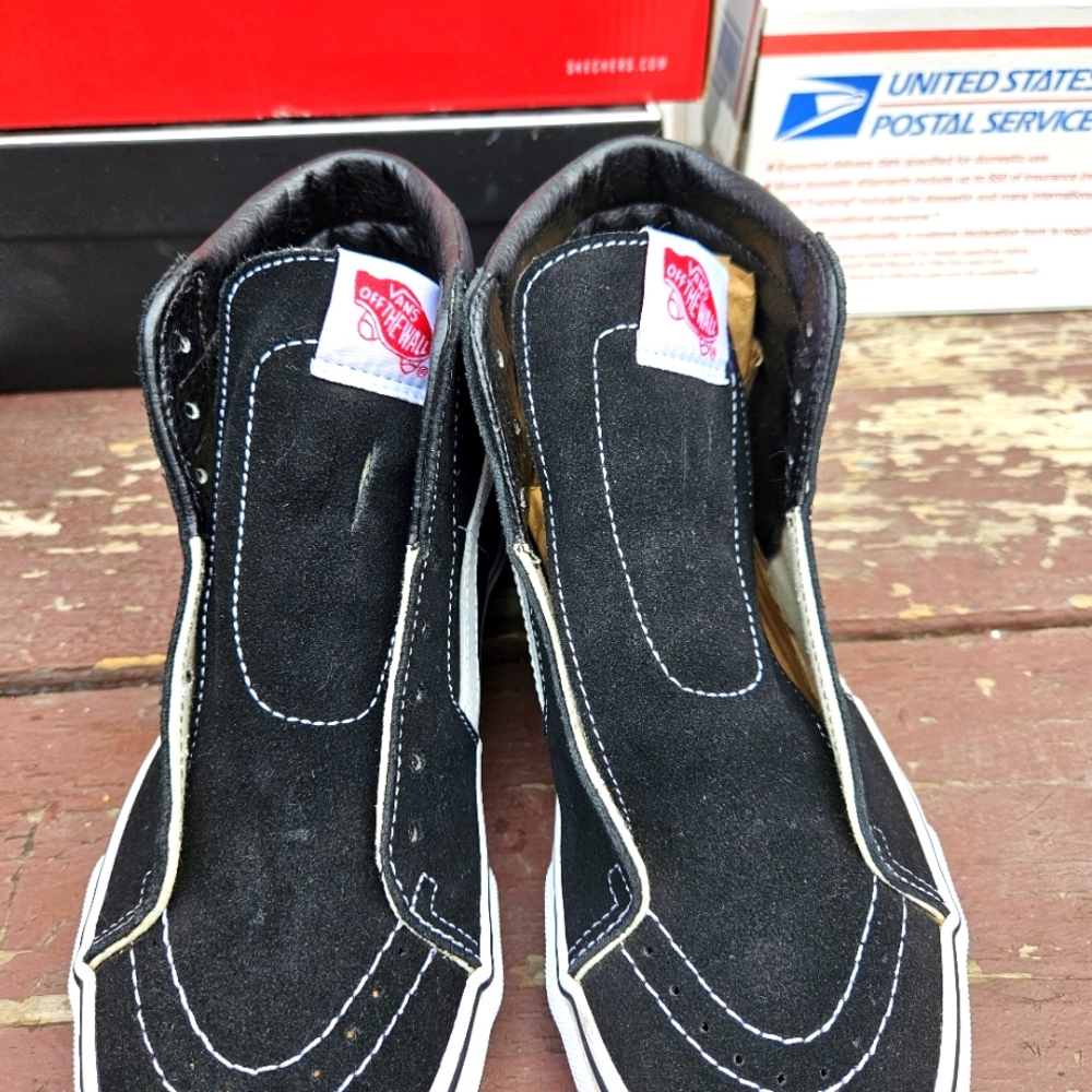 Vans Black High-Top Men's Shoes - Picture 13 of 16